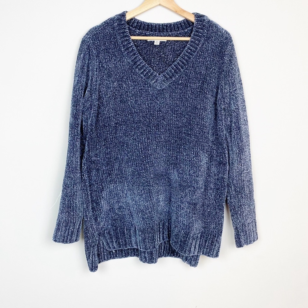 Orvis Chenille Blue V Neck Sweater
